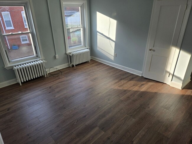 Photo - 1317 W 3rd St Unit 1317 W. 3rd St. Apt 2