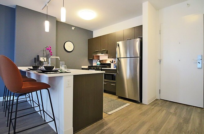 Photo - 632 N Wells St