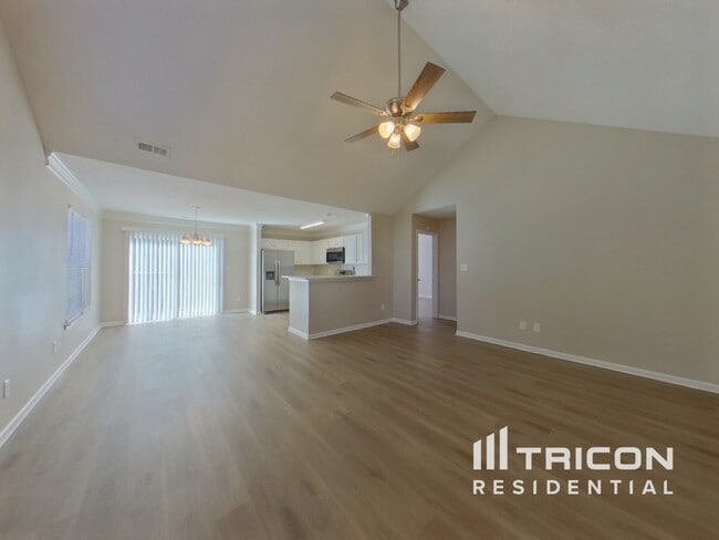 Photo - 2113 Sebastiani Dr