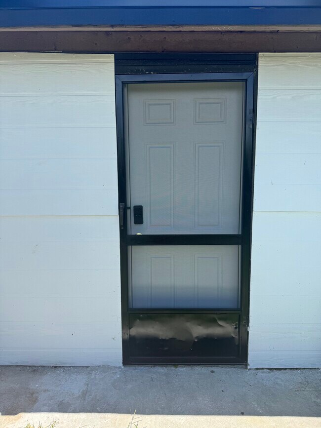 Photo - 1721 Manor Dr Unit Studio