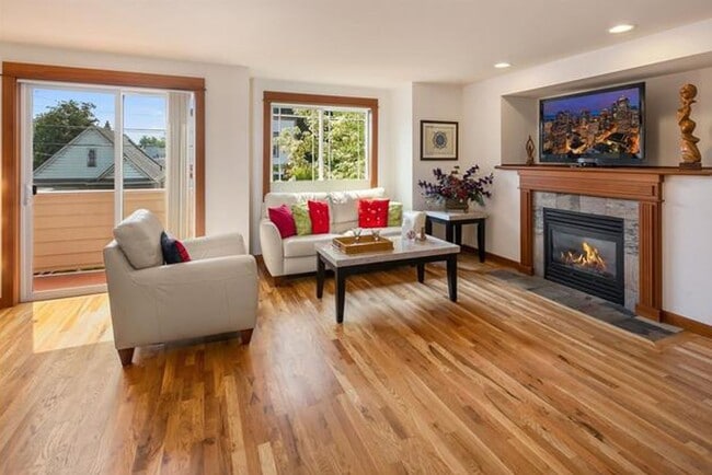 Photo - 100 26th Ave