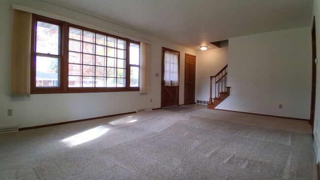 Photo - Rotherham: Springdale Ave Unit 1441