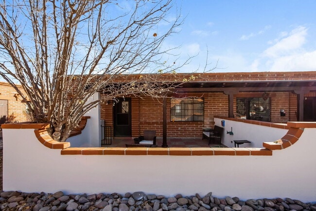Building Photo - 329 S Paseo Pena