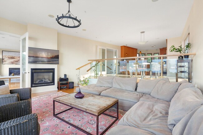 Photo - 2603 Wall St Unit ID1309466P