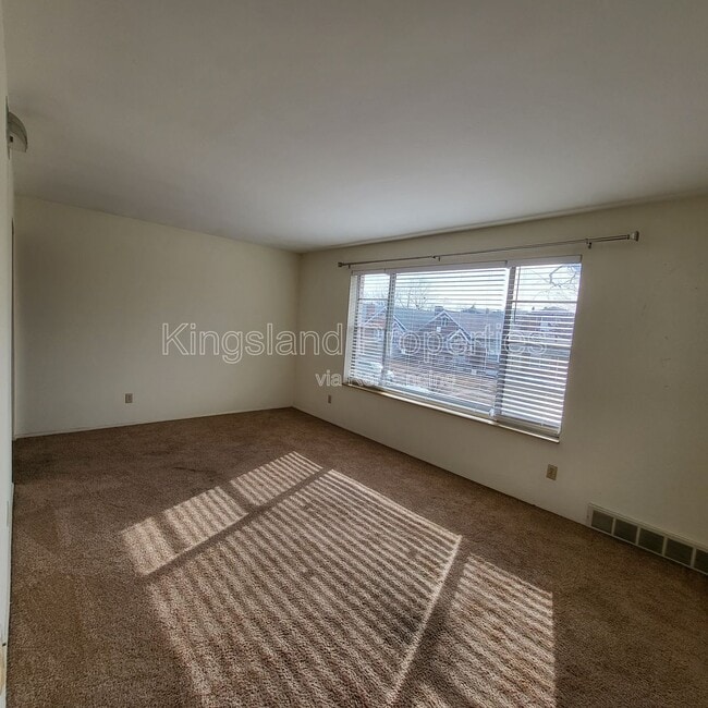 Photo - 5353 Walsh St Unidad 2b