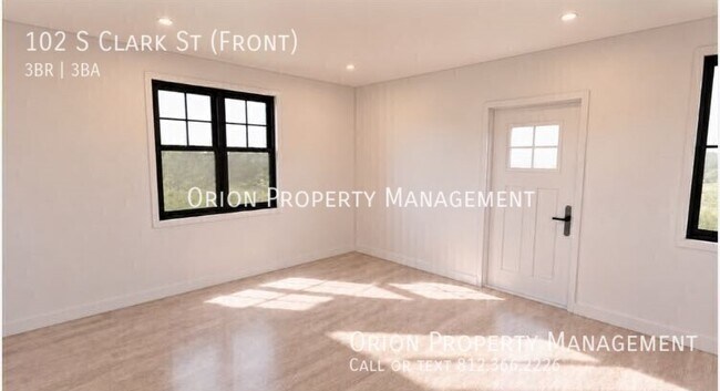 102 S Clark St