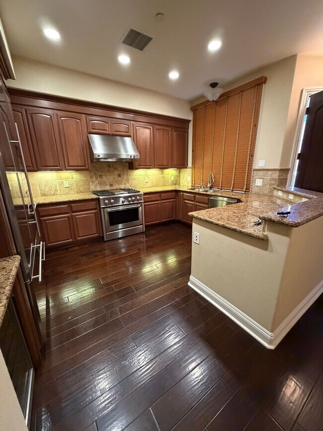 Photo - Beautiful Pavilions Condo! Unit 508