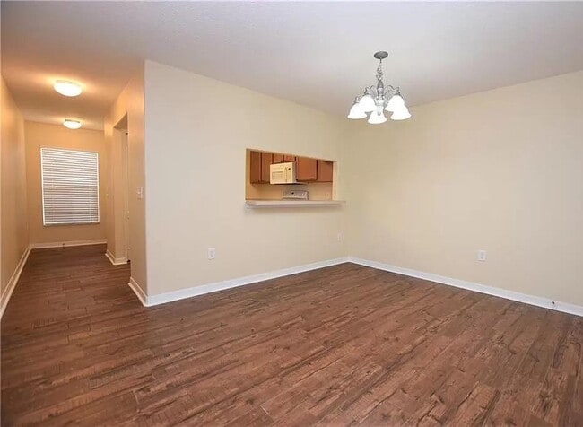 Photo - 5464 Quarry Rock Rd