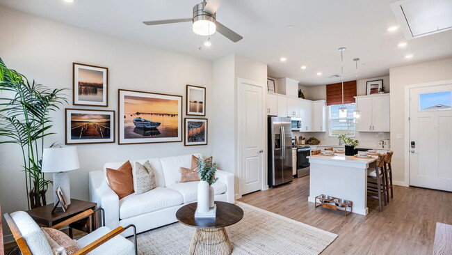 Photo - North Elm Street, Denton, TX 76207 - 2 BR ...