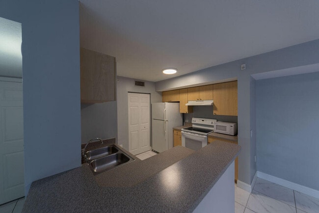 Photo - 505 Villa Cir