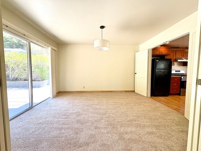 Photo - 1732 Las Gallinas Ave