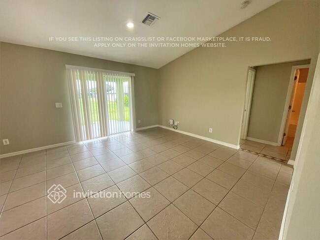 Photo - 813 SW 10th Pl