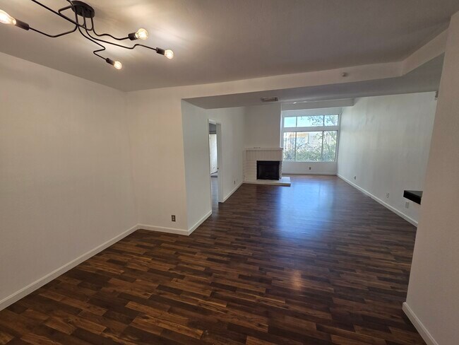 Photo - 7800 Topanga Canyon Blvd Unit 303