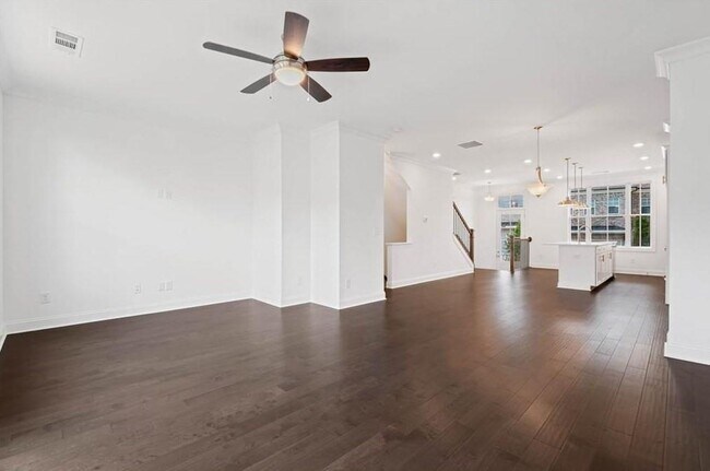 Photo - 4590 Sims Pk Overlook