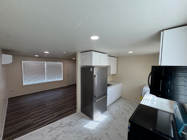 Photo - 1110 S Alderwood Dr