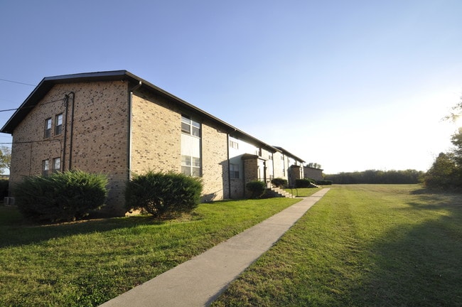 Building Photo - Eagle Crossing Rental