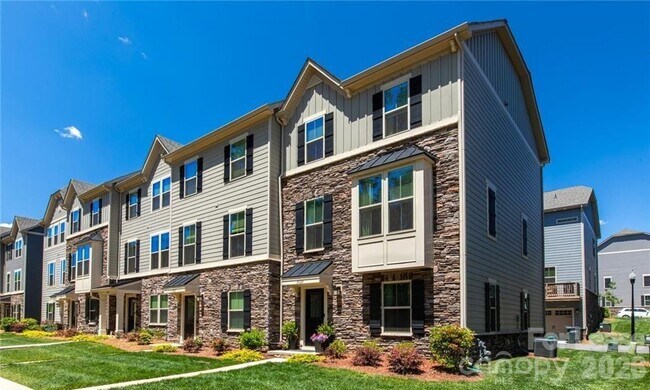 3023 Salix Bend Dr