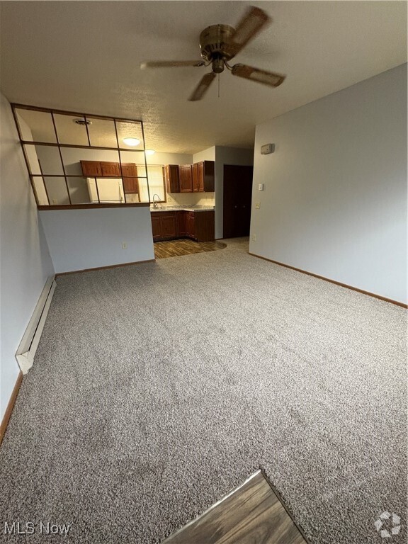Building Photo - 1172 S Lincoln Ave Unit B Rental