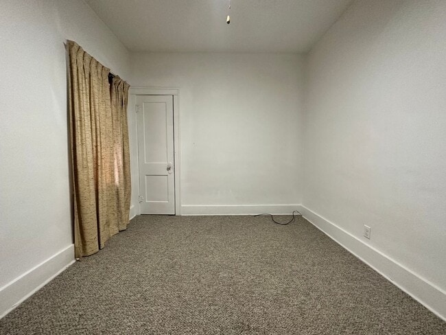 Photo - Two Bedroom Two Bathroom Available in Battle Creek