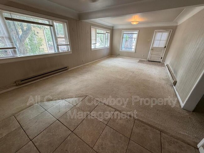 Photo - 661 N 4th St