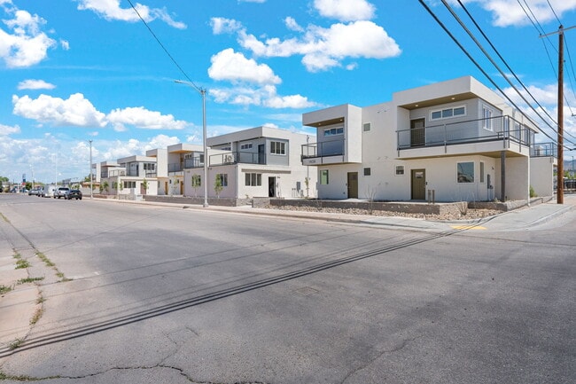 Photo - Ocotillo Ridge