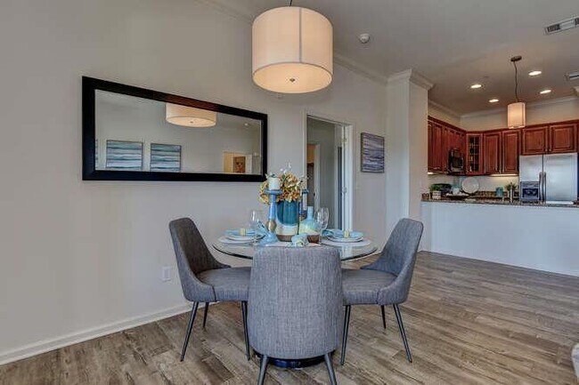 Photo - 1445 Fruitdale Ave Unit 405