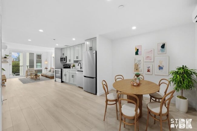 Building Photo - 2 bedroom in BROOKLYN NY 11226 Unit 4C Rental