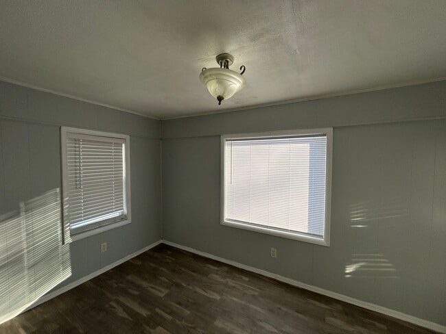 Photo - 1829 Frances Ave