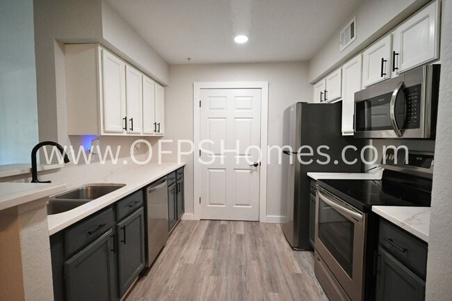 Photo - Charming 1-Bedroom Condo in Prime Destin L...