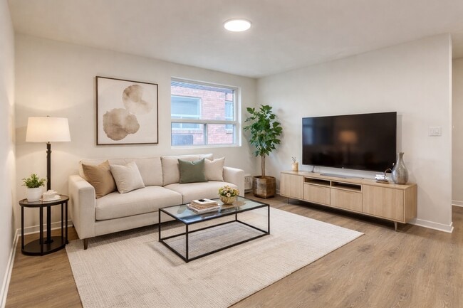 Building Photo - 60 Triller Ave Unit 6