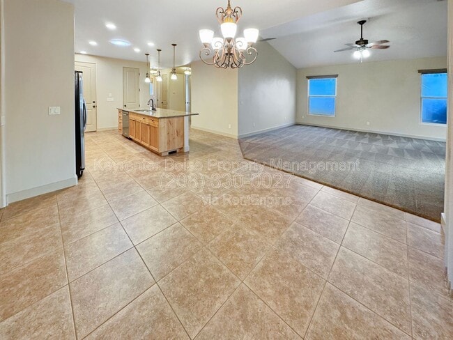 Photo - 3349 N Justin Ave