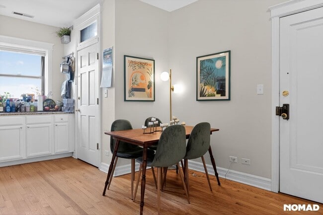 Photo - 4617 N Paulina St