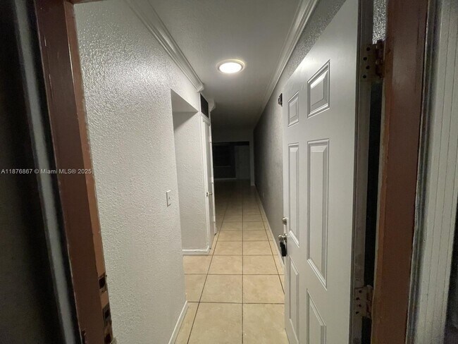 Photo - 20490 NW 7th Ave Unit 5