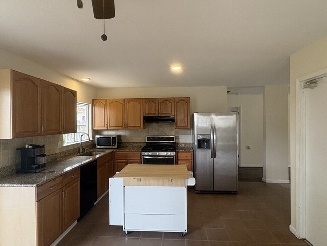 Photo - 3-Bed, 2 Baths, 2 Living Ares With Cozy Fireplace in San Antonio!"