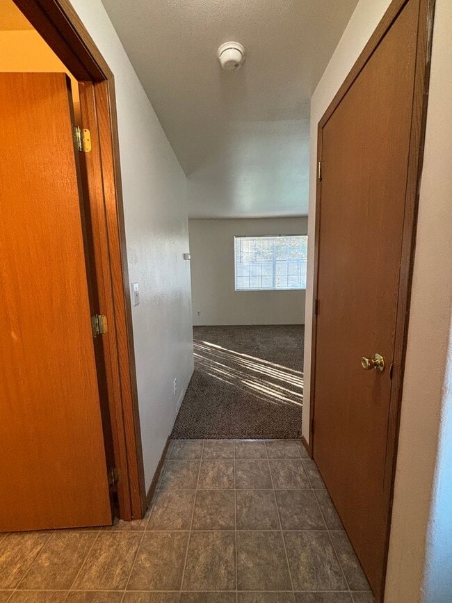 Photo - Townhouse/Duplex for Rent!