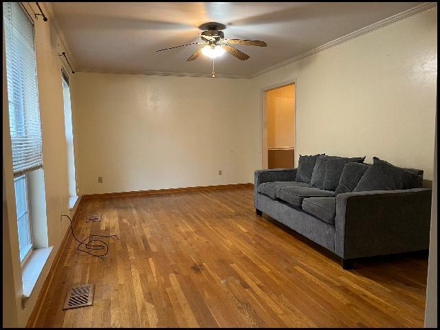 Photo - 10006 Charterhouse Rd