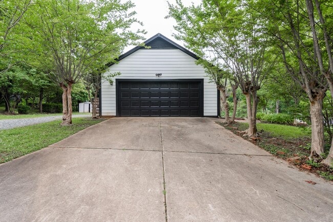 Photo - 8413 Woodford Bridge Dr