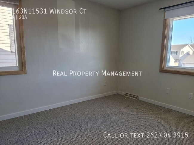 Photo - W163N11531 Windsor Ct