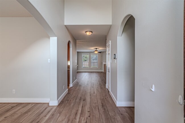 Photo - 17818 Serene Shore Dr