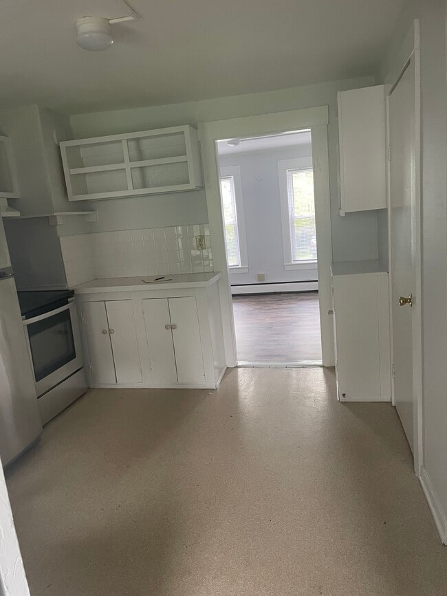 Photo - 26 Front St Unit Apartment #2