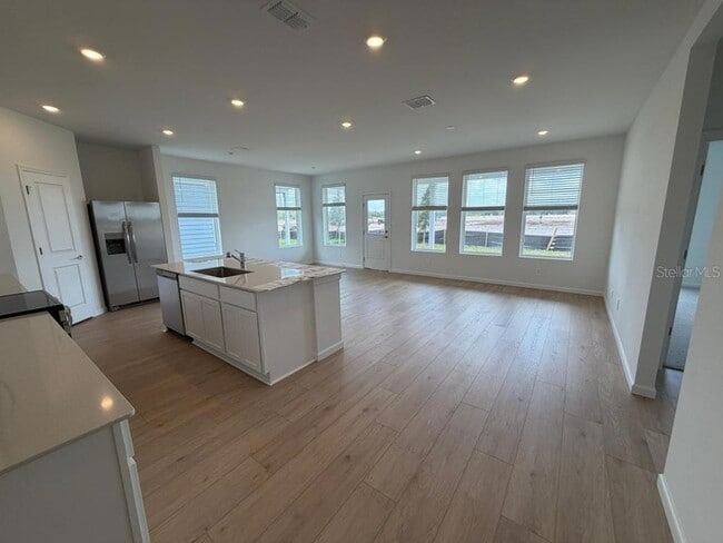 Photo - 4371 Vibernum Ave