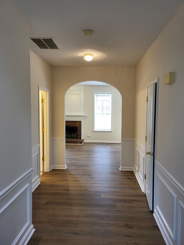 Photo - 11819 Fox Glen Rd