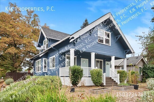 Building Photo - Stacked Duplex-Upstairs Woodstock Airy Apa... Rental