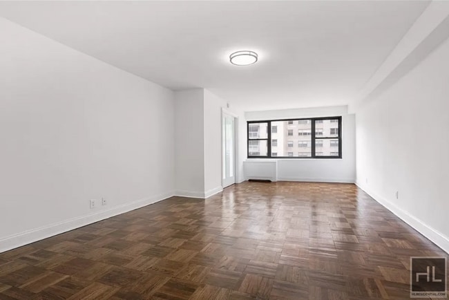 Building Photo - East 89 Street Rental