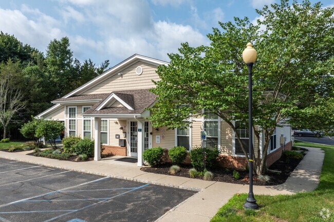Toms River Crescent