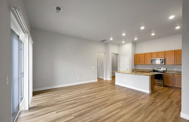 Building Photo - 14341 E Tennessee Ave Rental