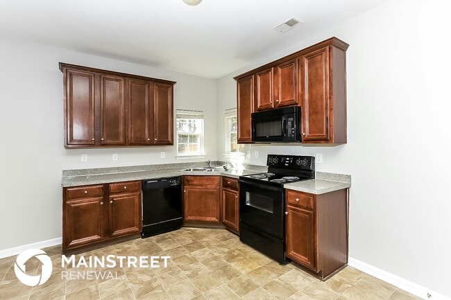 Photo - 5118 Upper Elm St