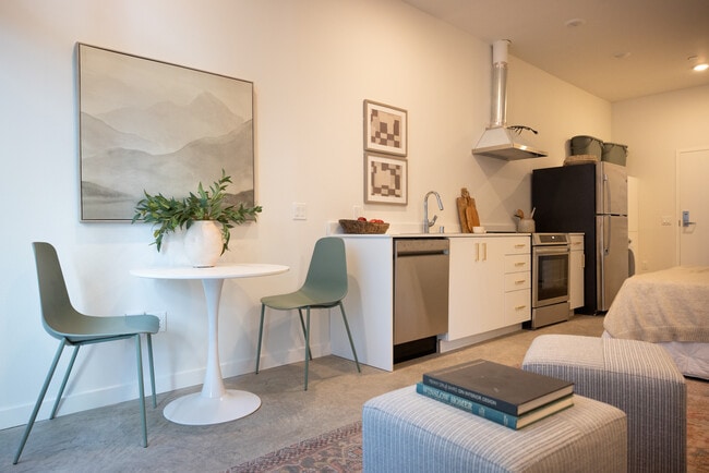 Studio30 Residences
