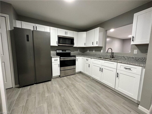 Photo - 5317 27th St SW