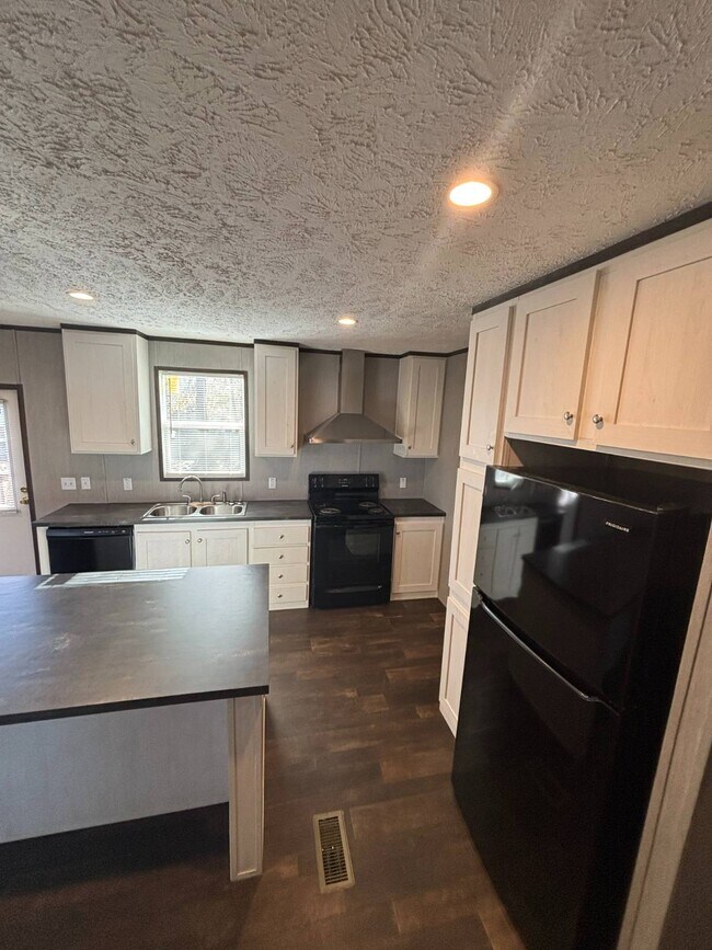 Photo - 3212 Plateau Dr